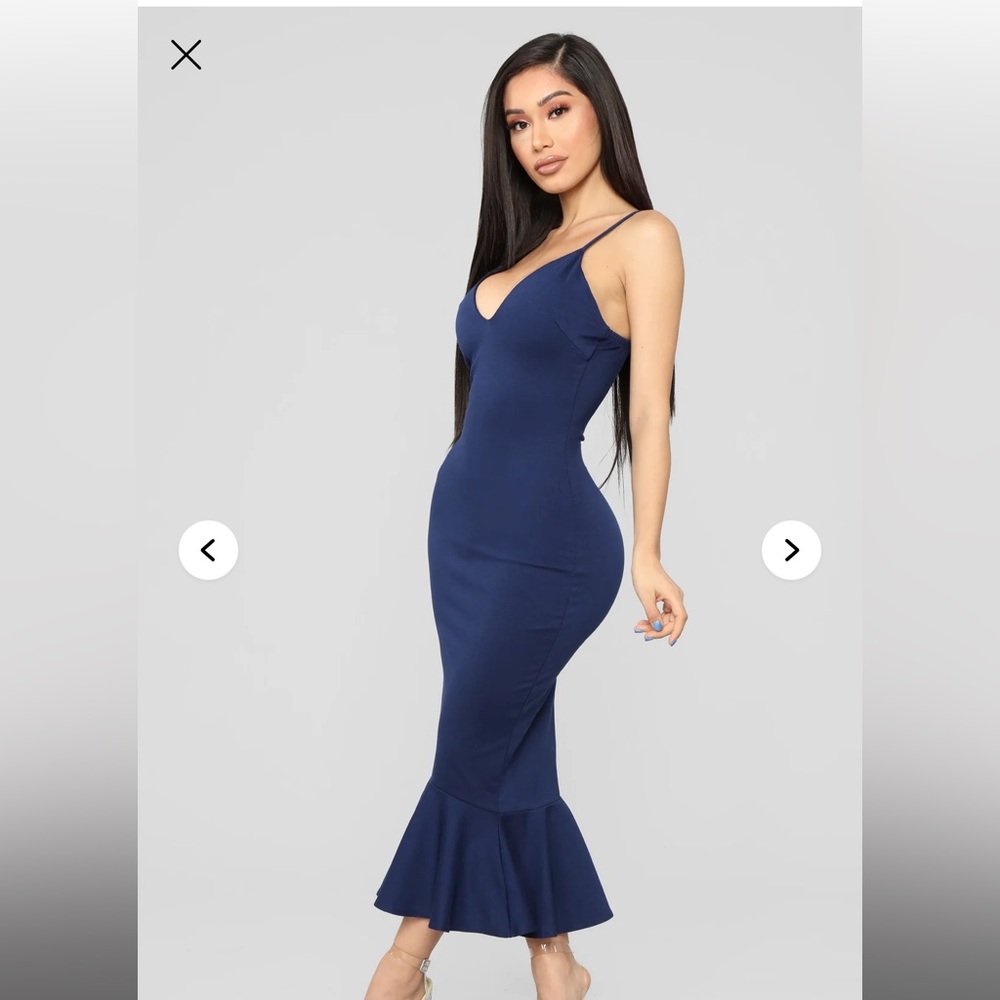 Brand NEW Elegant Navy Blue Mermaid Dress